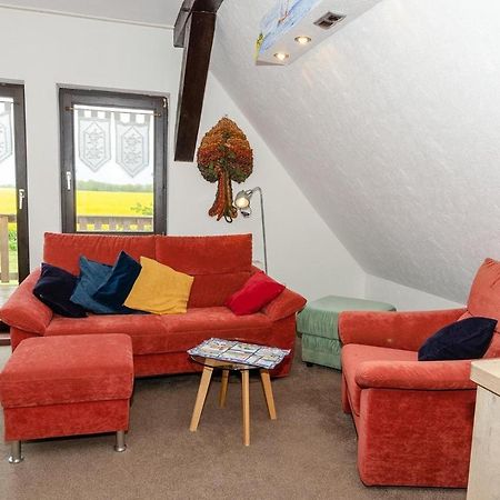 3-R-Ferienwohnung-Fuer-3-Personen-In-Schaprode-Auf-Ruegen-Zi4 Eksteriør bilde